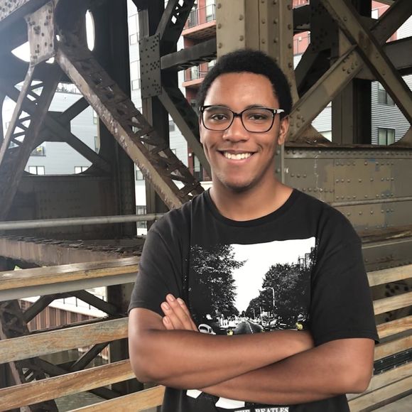 Meet your Posher, Alex - Picture 1 of 1